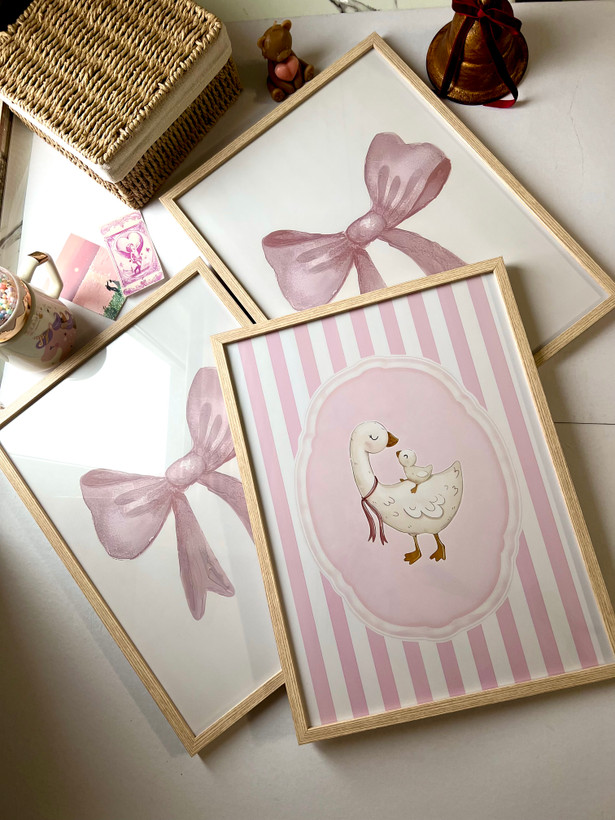 ست تابلو اتاق کودک یارا (مرغابی و پاپیون) 🎀🦢
